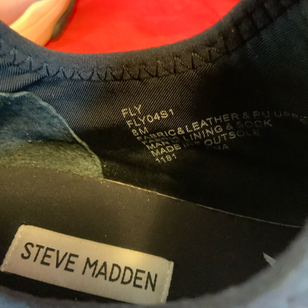STEVE MADDEN - Picture 7 of 9